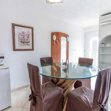 Apartament Petra Palit