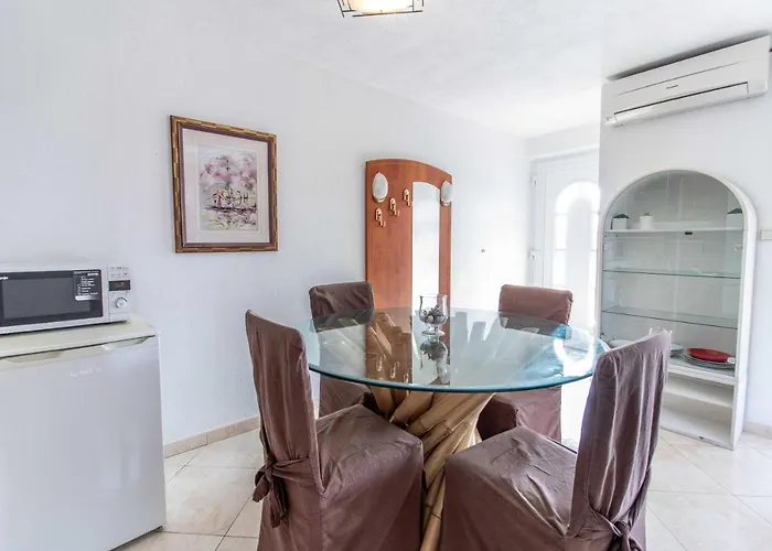 Apartment Petra Palit